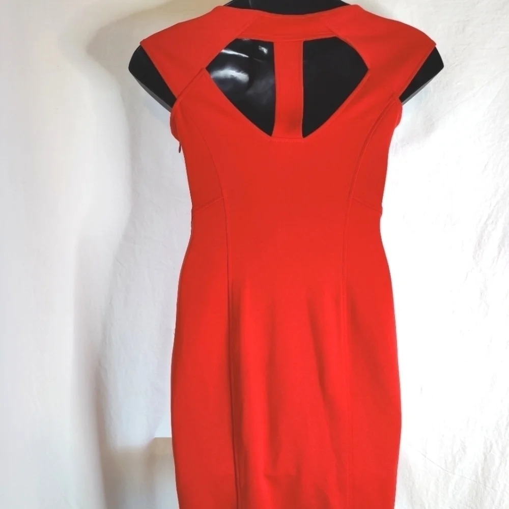 𝅺Maggy London Fitted Modern Dress EUC ❤️ - Picture 9 of 12